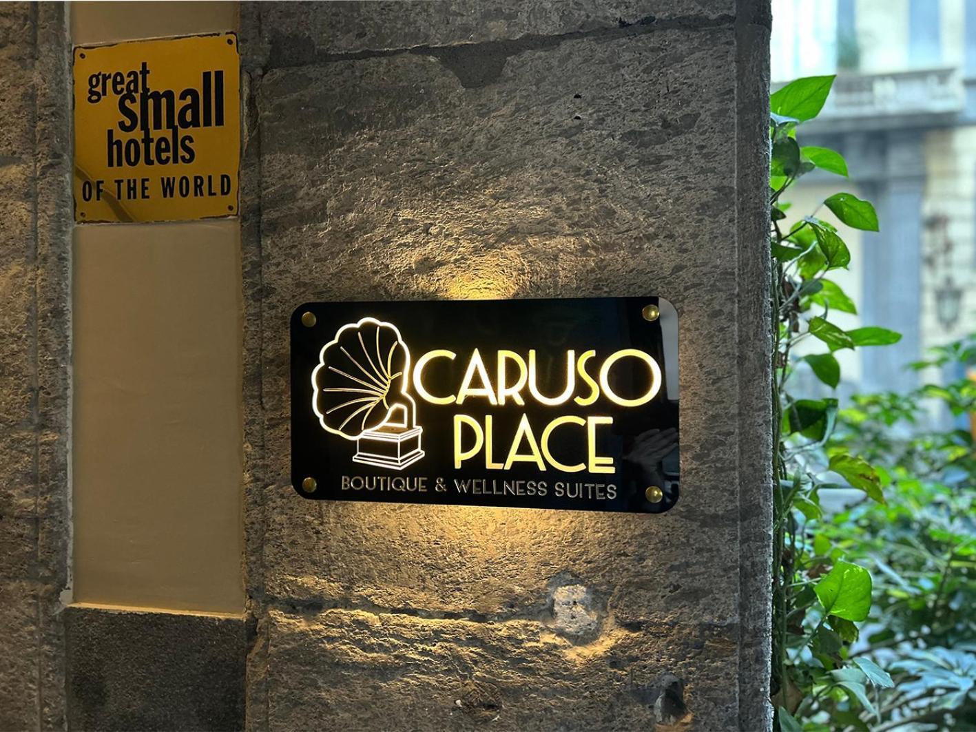 Caruso Place Boutique & Wellness Suites Naples Luaran gambar