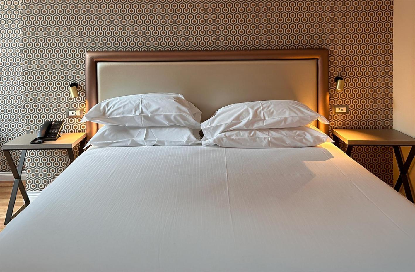 Caruso Place Boutique & Wellness Suites Naples Luaran gambar