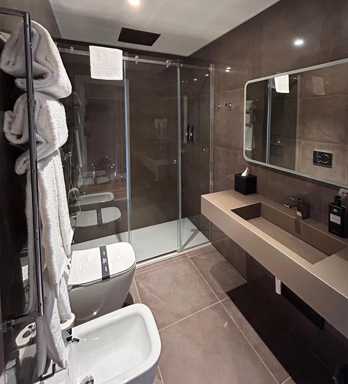 Caruso Place Boutique & Wellness Suites Naples Luaran gambar