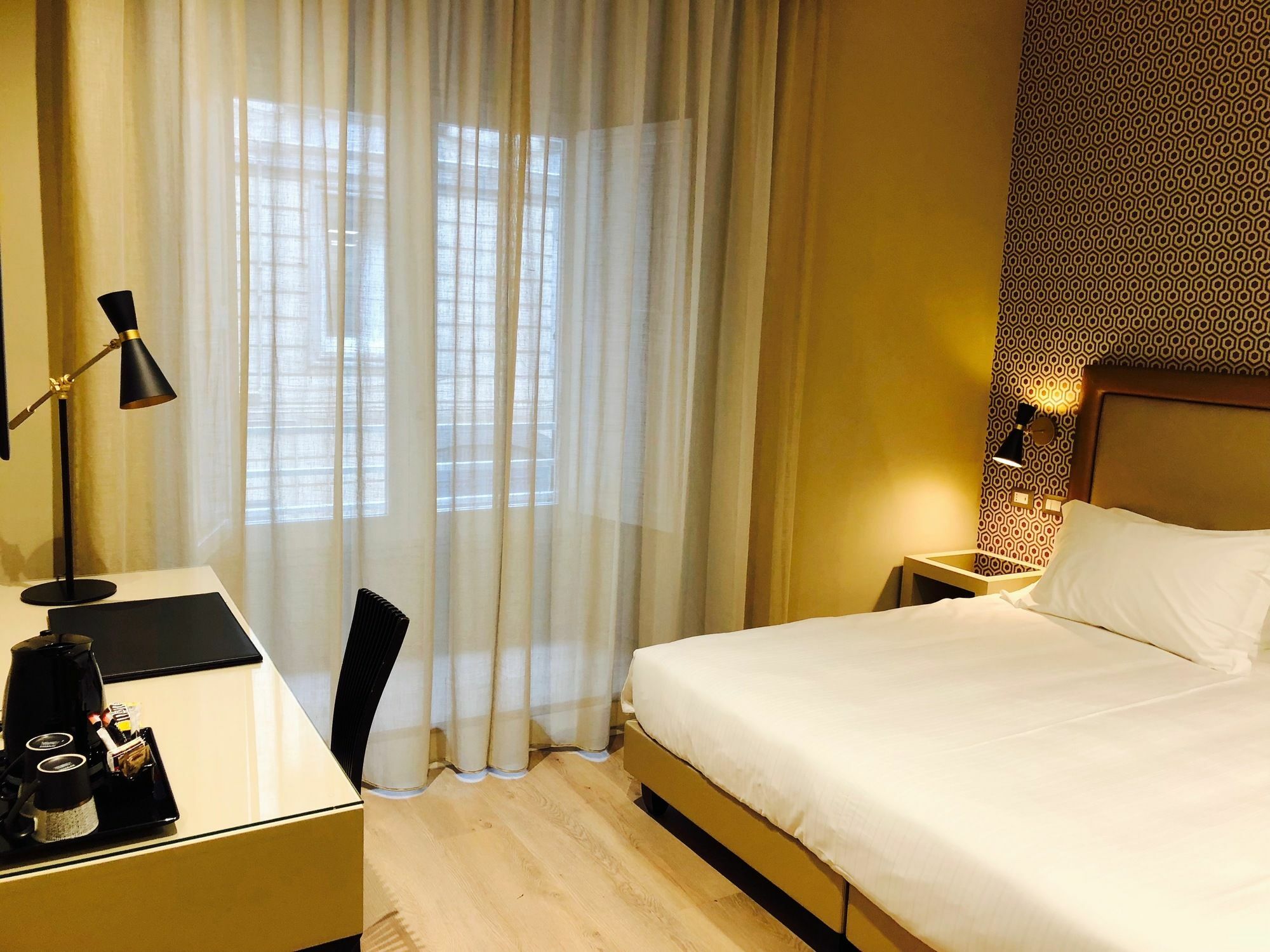 Caruso Place Boutique & Wellness Suites Naples Luaran gambar